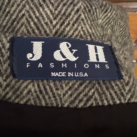 J&H Fashions Vintage Women's Herringbone Wool Coat - Picture 10 of 14